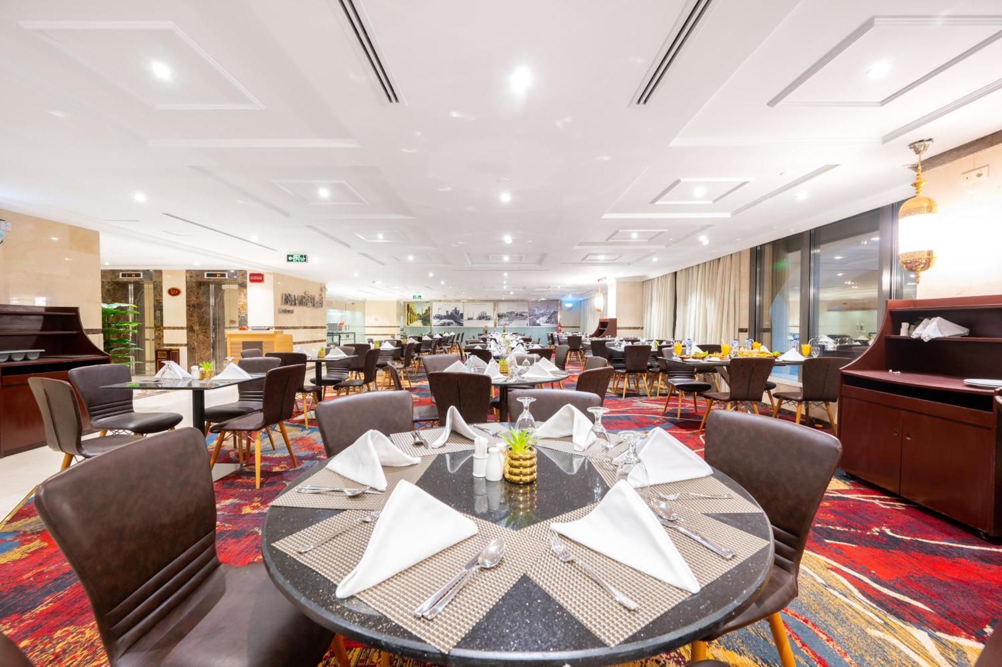 Shaza Regency Plaza Al Madinah Hotel Medina Exterior photo The Club at Tan Son Nhat International Airport